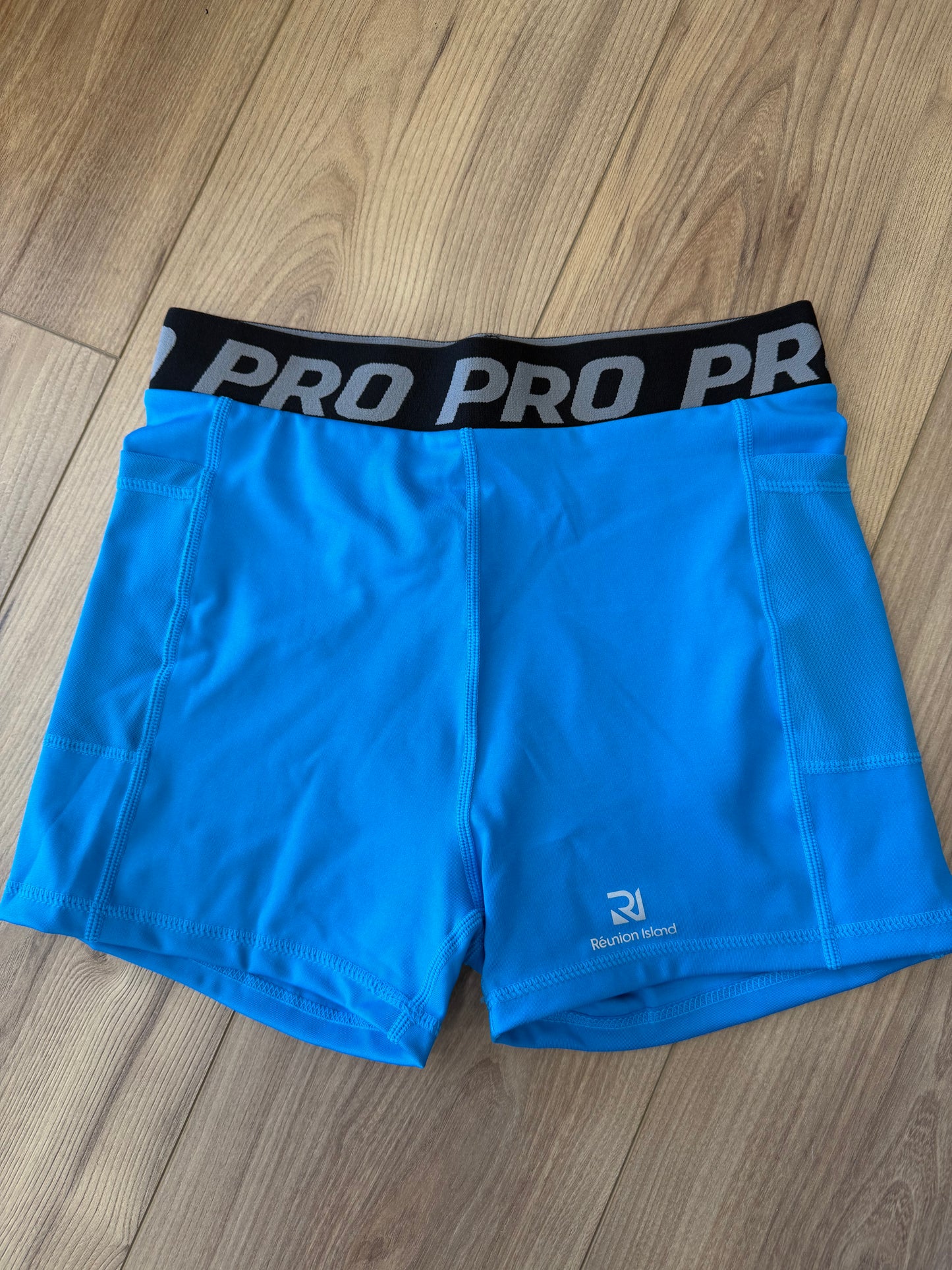 Short PRo RI
